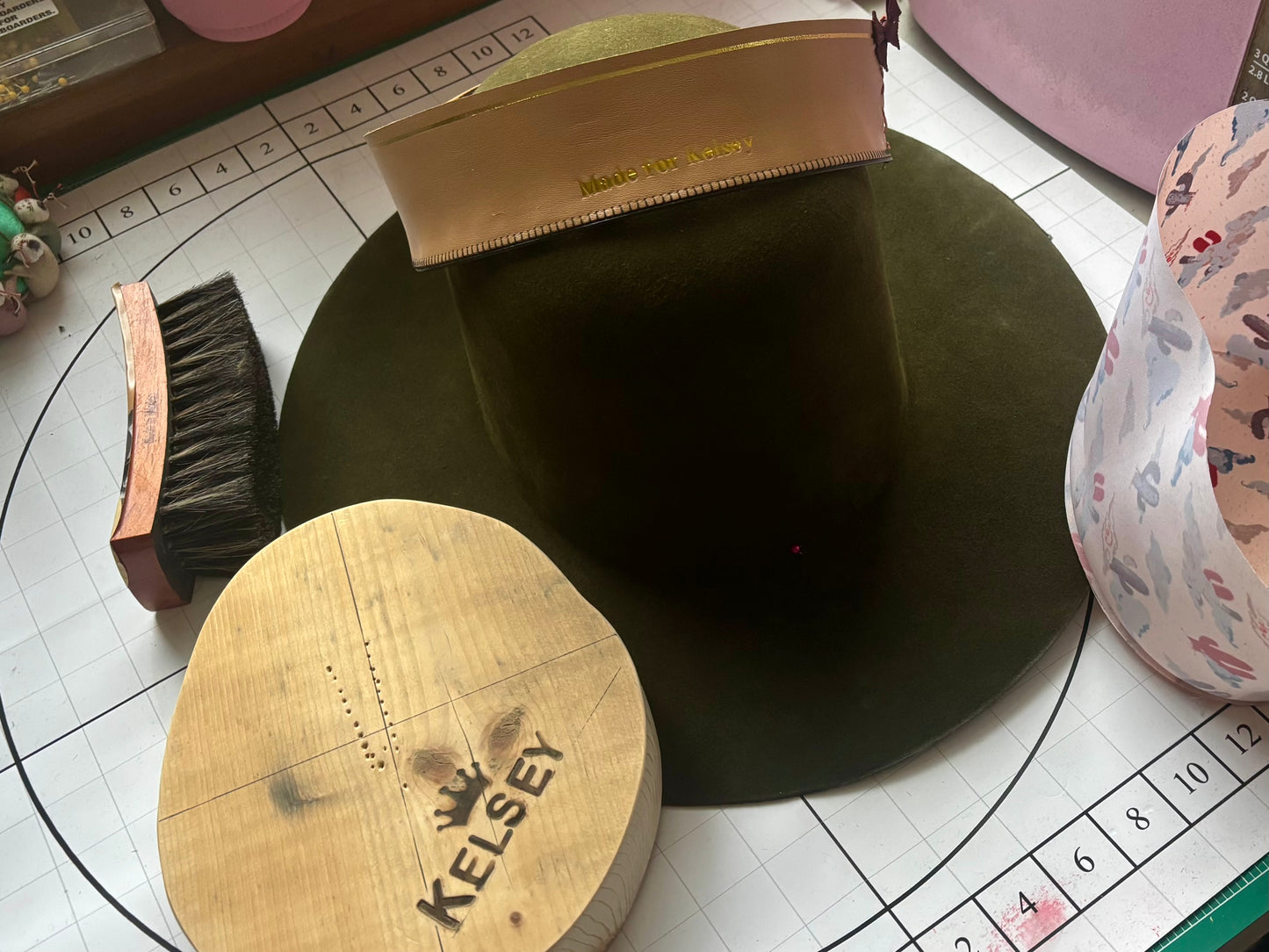 THE BESPOKE COMMISSION: $200 Deposit for A Custom CROWN Experience